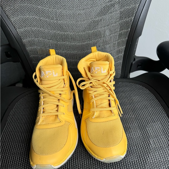 APL TechLoom Defender (Sunshine) - Picture 3 of 7